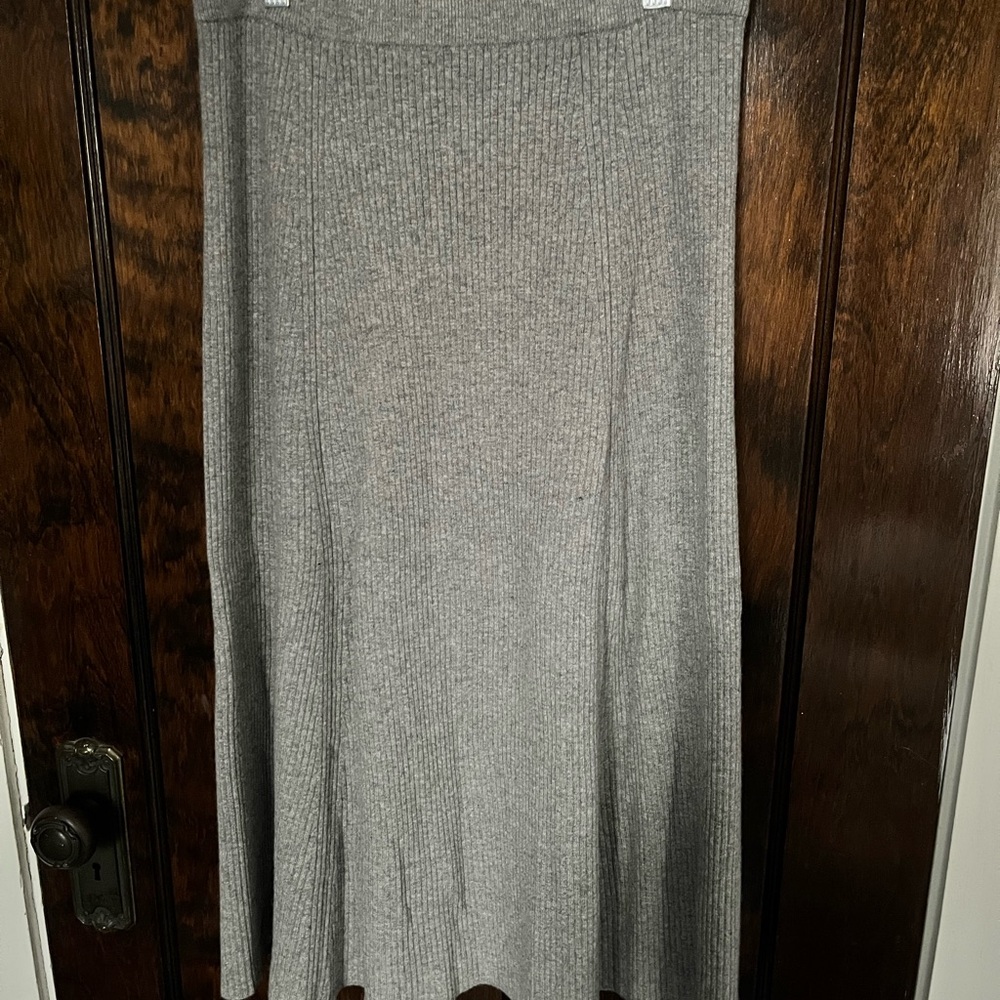 Banana Republic Gray Maxi Skirt